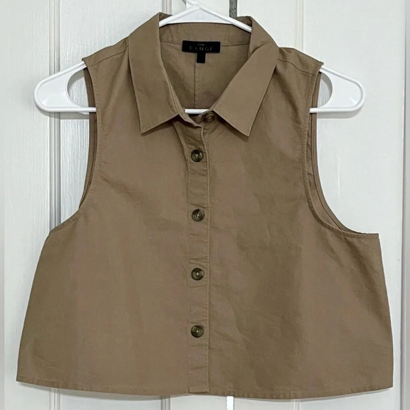 The Range Arid Button Front Cotton Crop Top - Picture 6 of 8